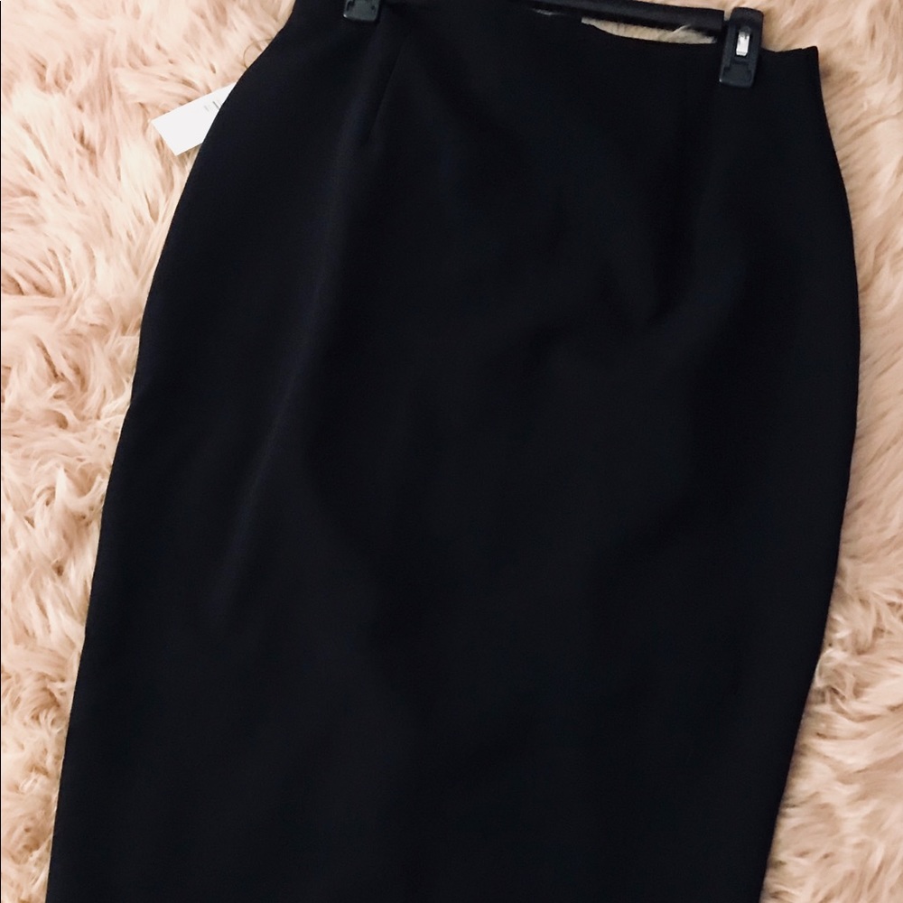 Solid Black Midi Pencil Skirt